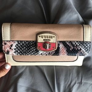 Guess Wallet